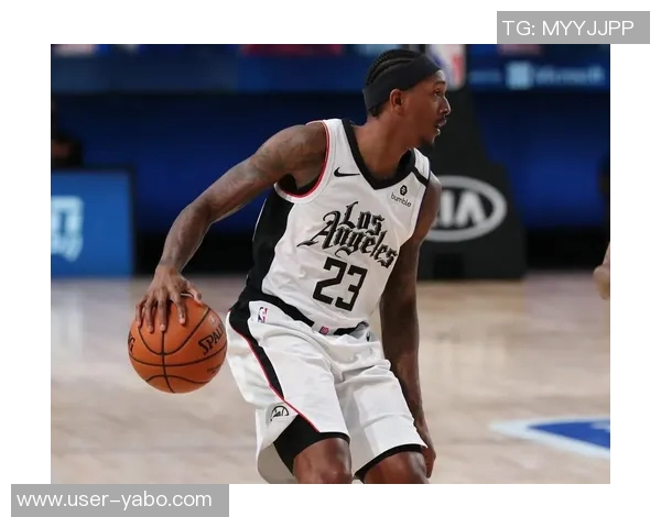 卢卡在转换防守和投篮失误后的回防问题亟待解决 卢卡在转换防守和投篮失误后的回防问题亟待解决