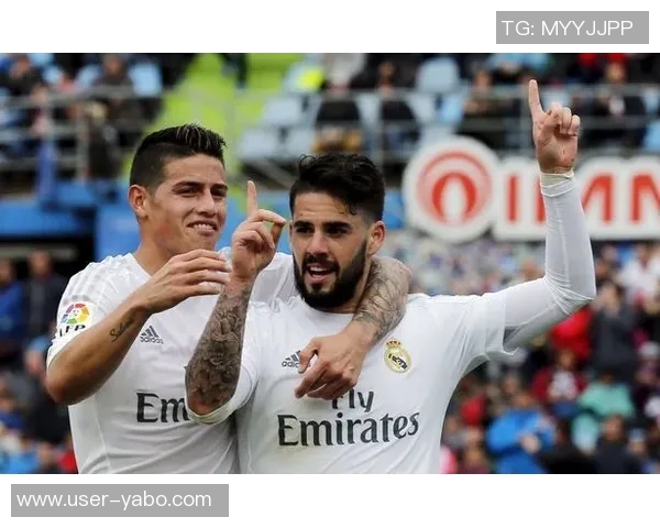 曼城冬窗或引援右后卫视胡桑诺夫表现而定 曼城冬窗或引援右后卫视胡桑诺夫表现而定